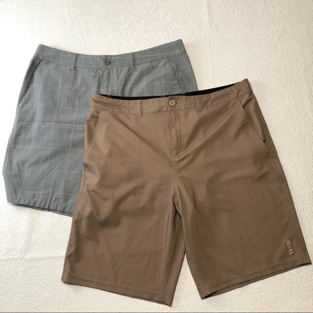 2 Pair Valor Collective Men’s Shorts Size 38